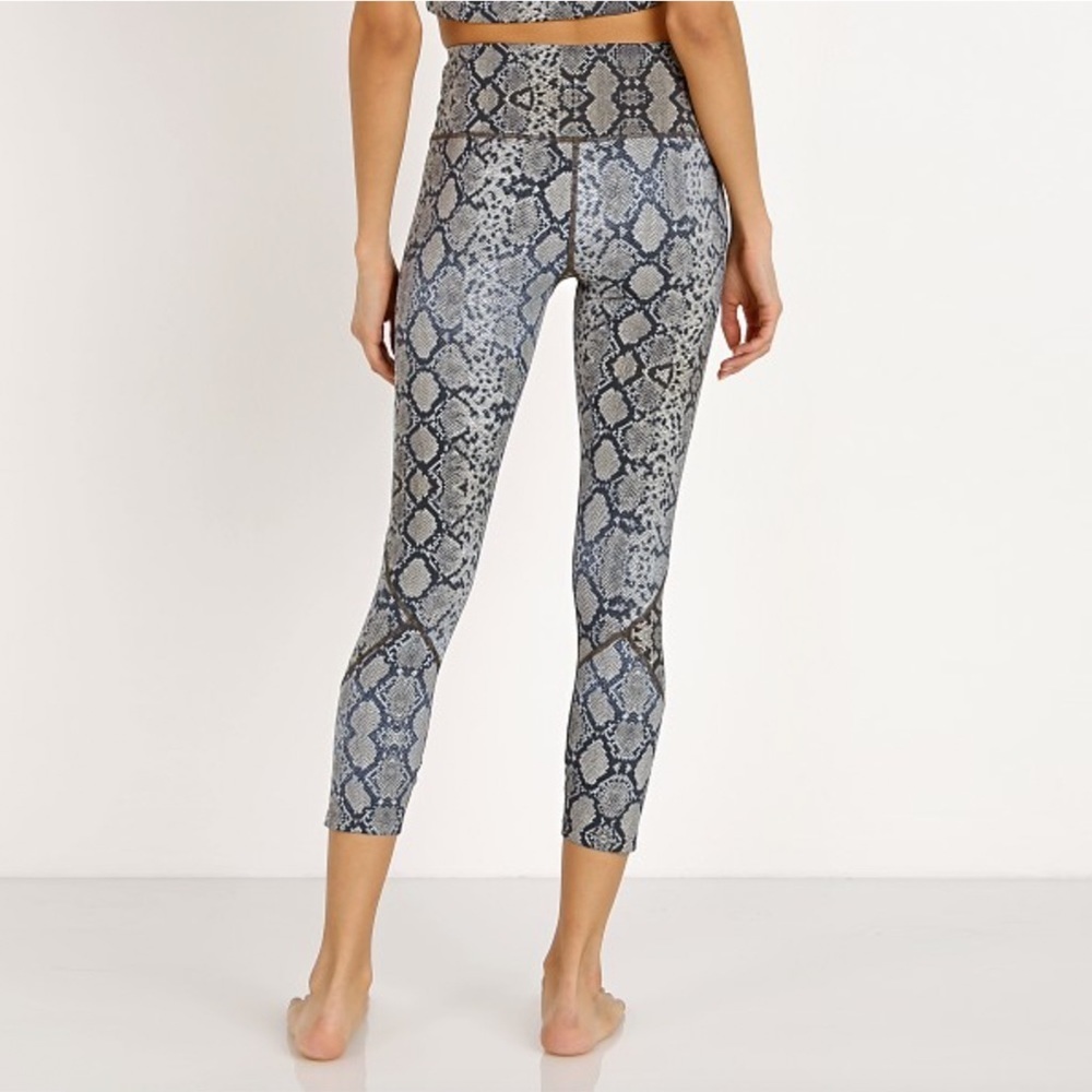 Varley - Kensington Legging - Dune Python - image 3